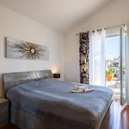 Cote Sud Vi4402 By Riviera Homes